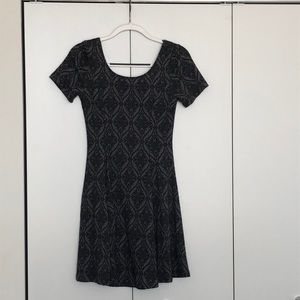 New Everly Peter Dress